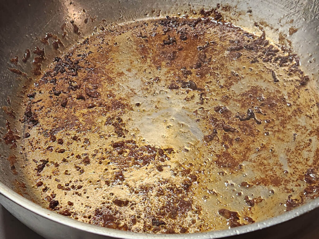 JAHZKITCHEN Fond with Grease drained out from searing Hamburgers