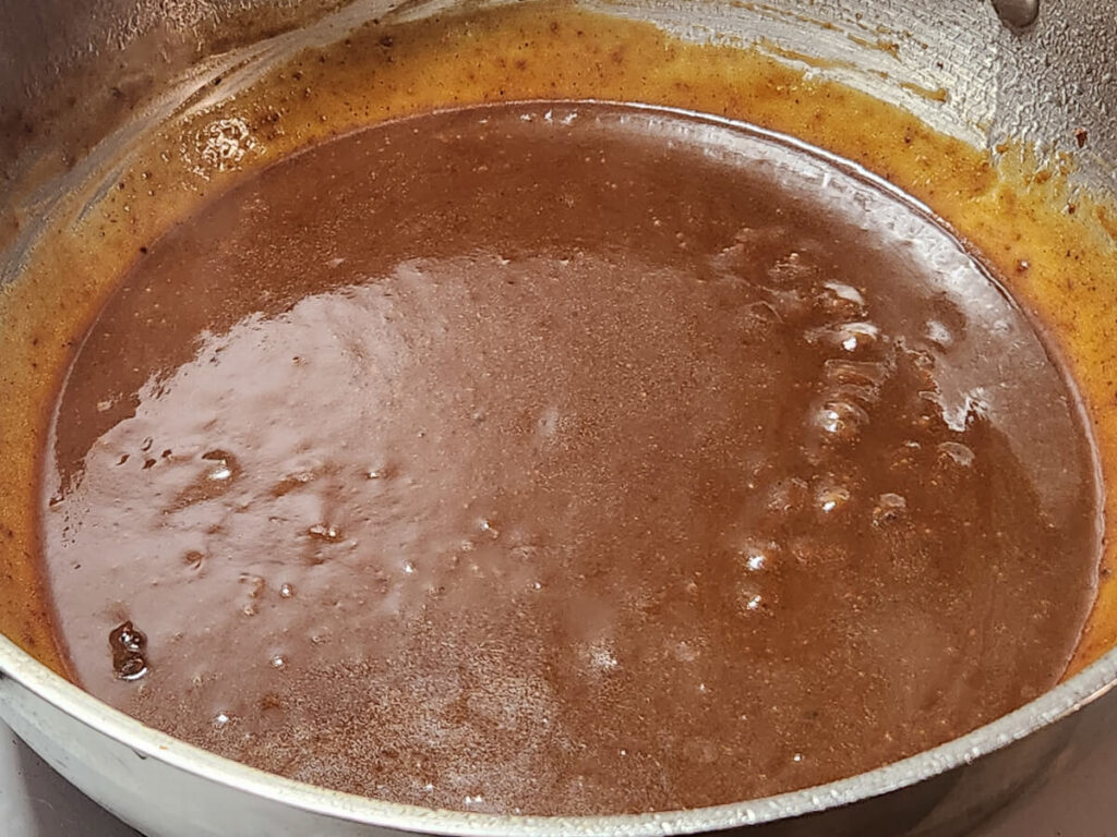 JAHZKITCHEN Salisbury Steak Gravy picking up the fond from the Burgers
