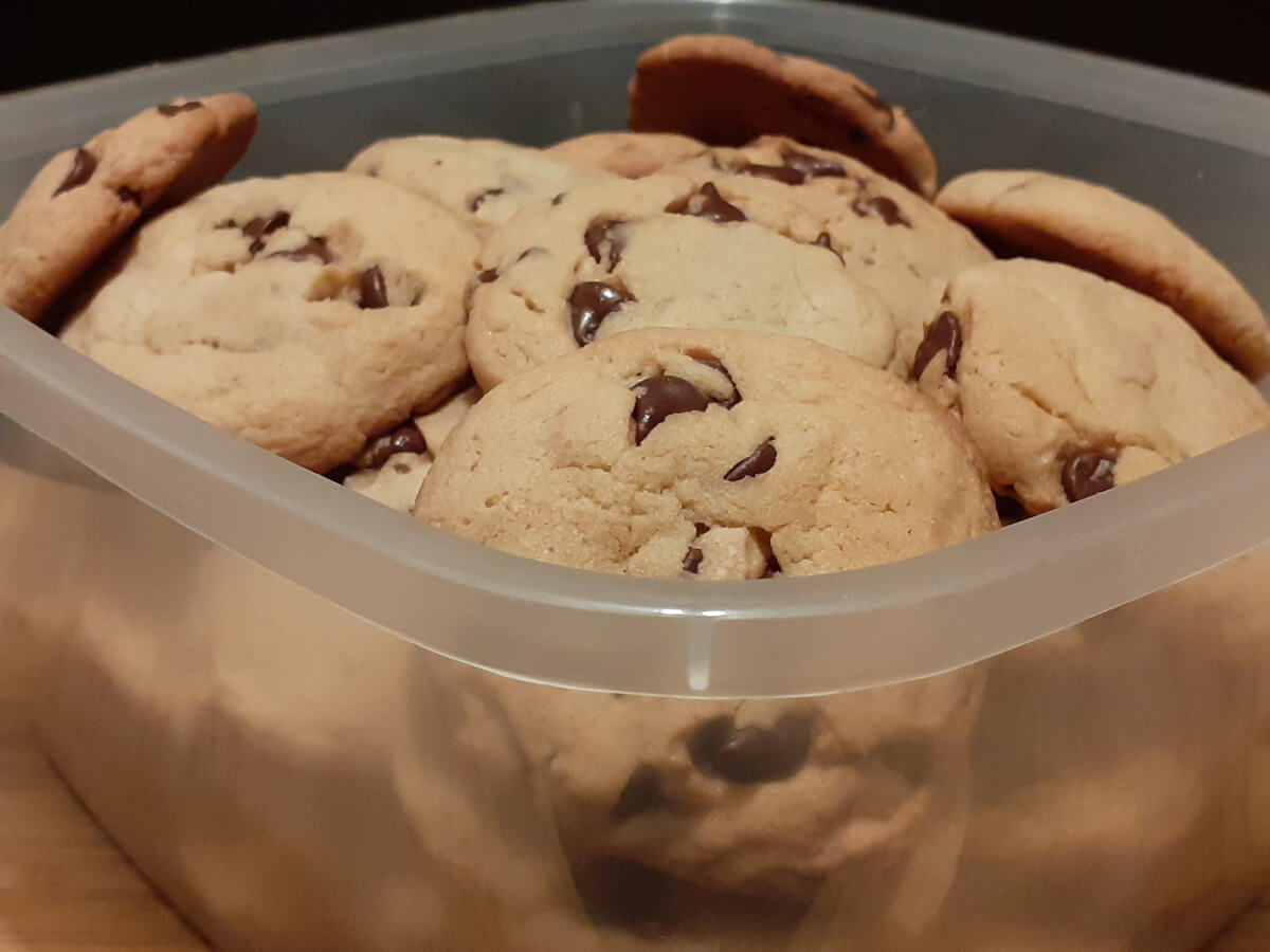JAHZKITCHEN Chocolate Chip Cookies