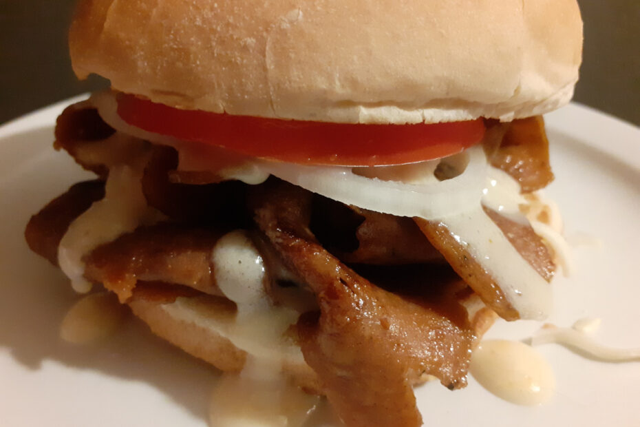 JAHZKITCHEN Donair Burger