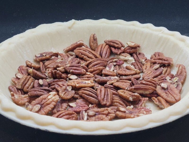 Pie Shell with Pecans