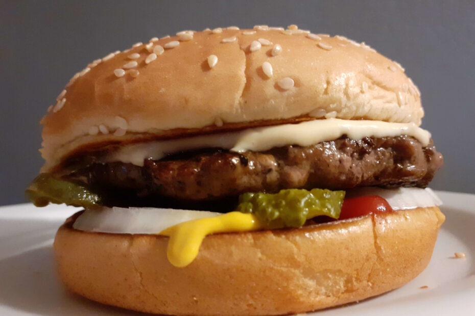 JAHZKITCHEN A&W Mama Burger