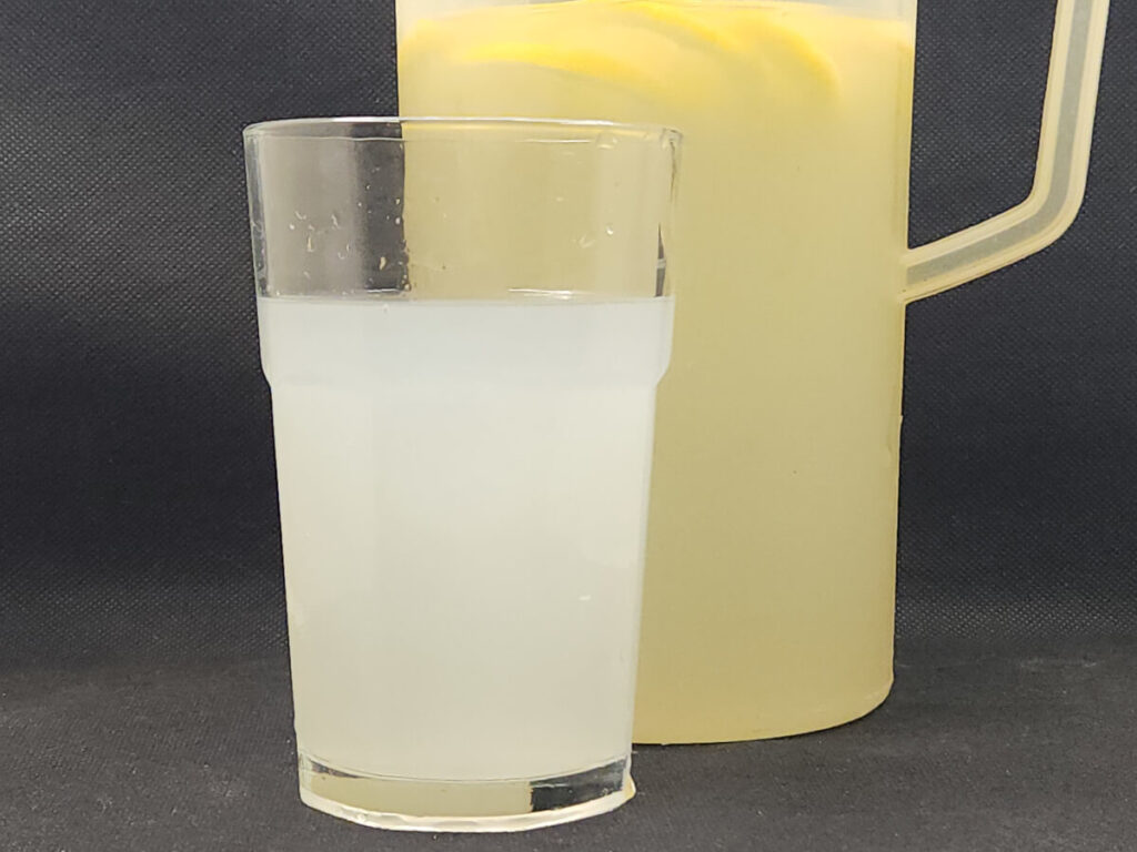 JAHZKITCHEN Pitcher & Glass of Lemonade