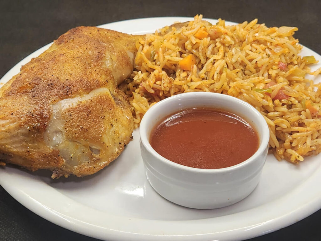 JAHZKITCHEN Plate of Arroz Con Pollo with Dipping Sauce