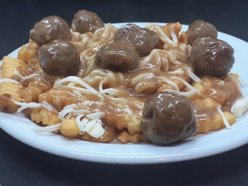 Fraser Farm Meatball Poutine