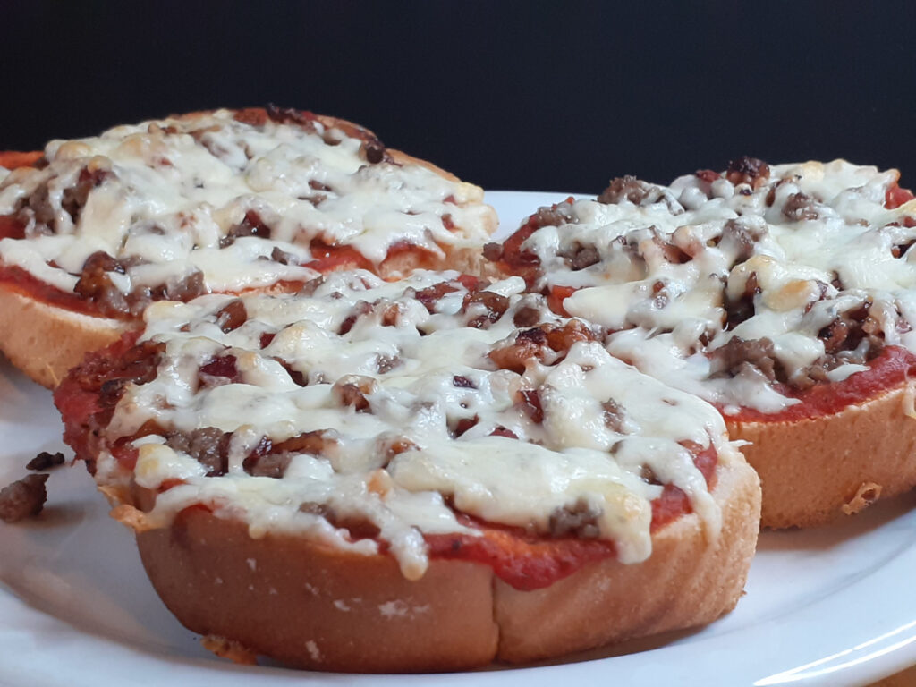 JAHZKITCHEN Toastizza