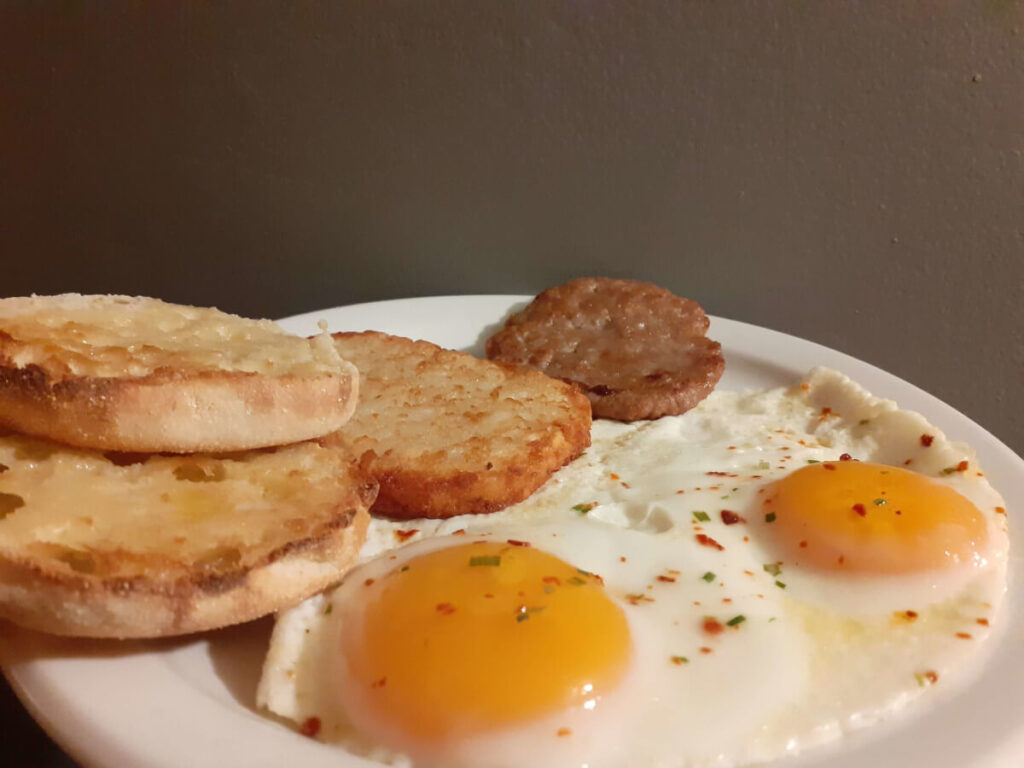 JAHZKITCHEN Seth Breakfast