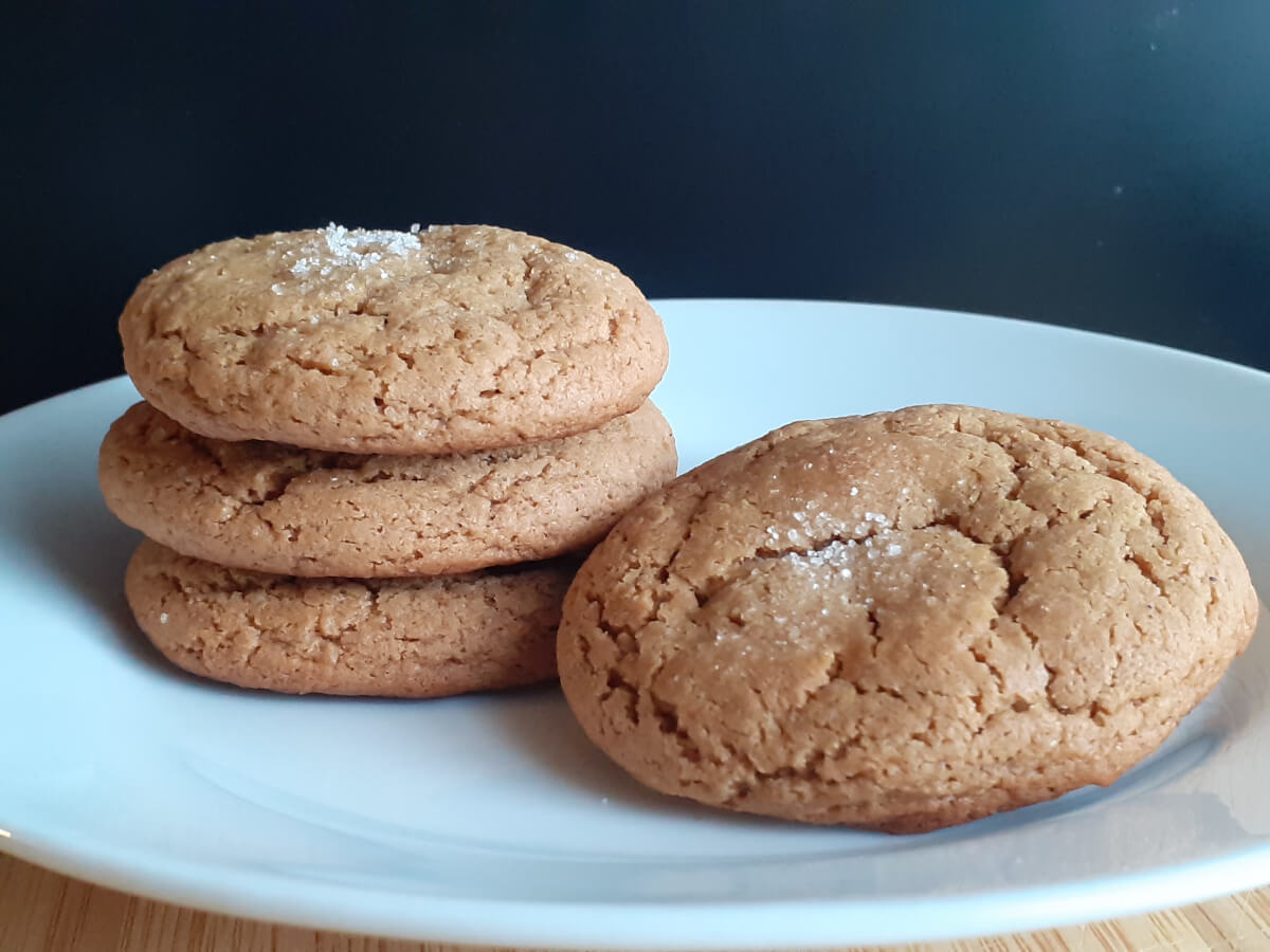 JAHZKITCHEN Spiced Molasses Cookies