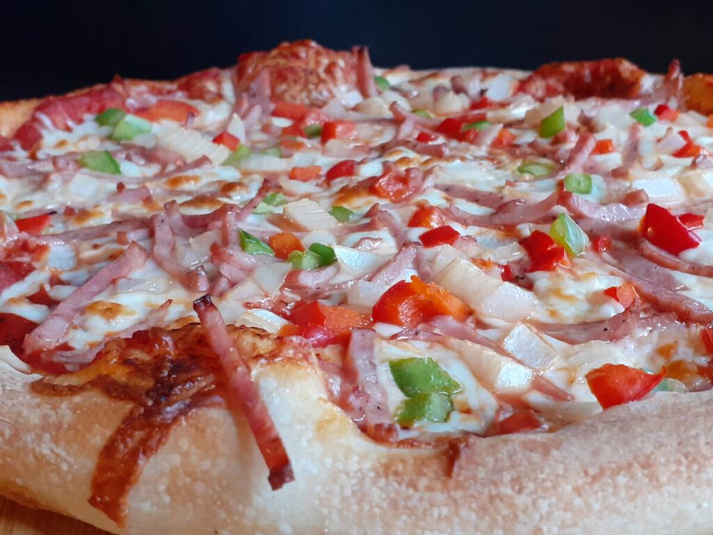 JAHZKITCHEN Kolbassa Pizza