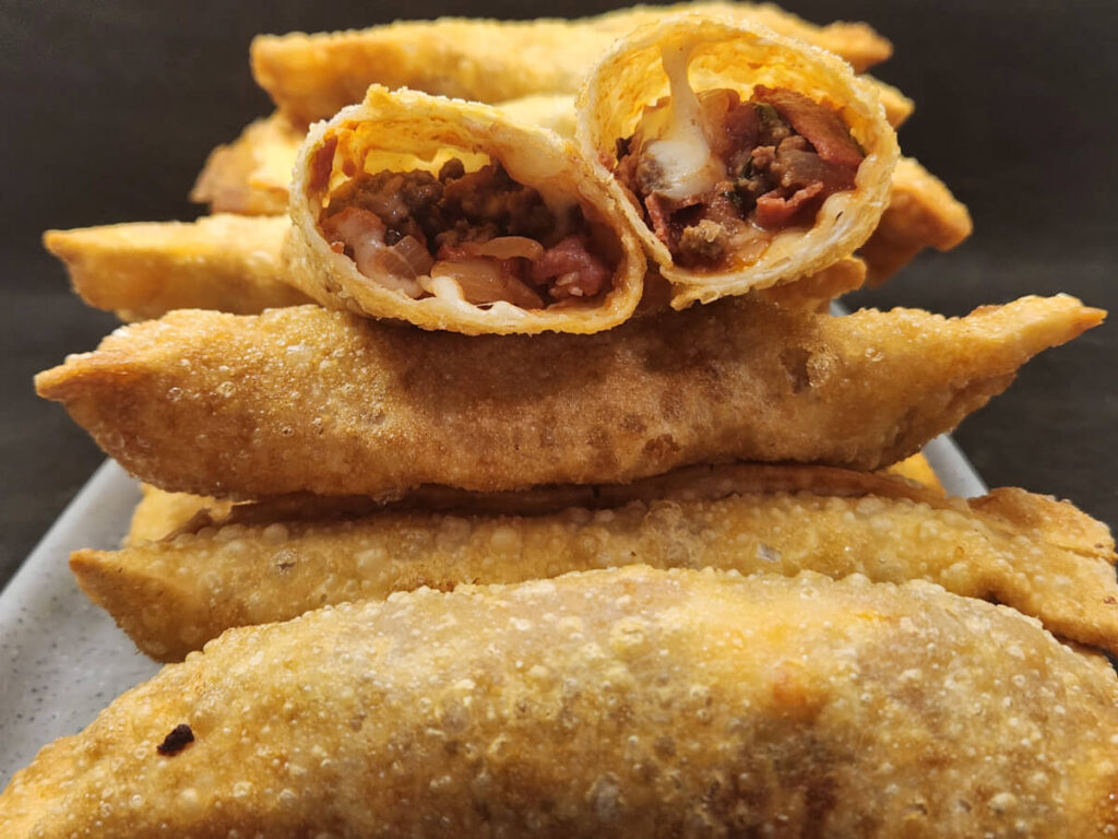 JAHZKITCHEN Tray of Pizza Eggrolls
