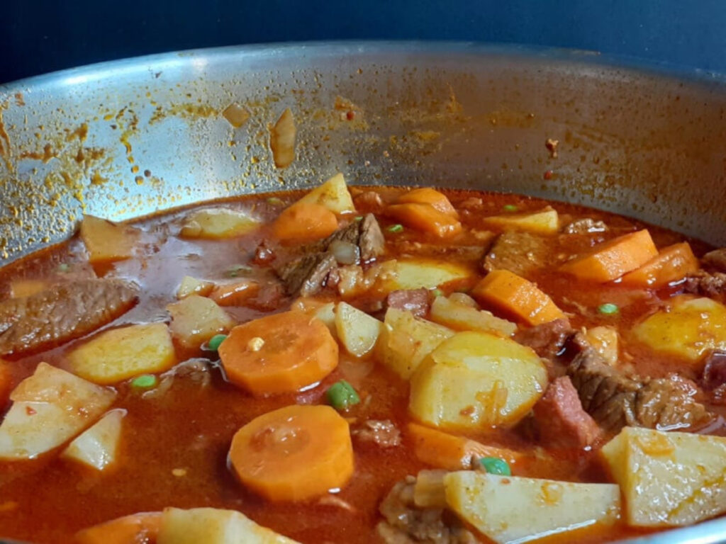 JAHZKITCHEN Portuguese Beef Stew