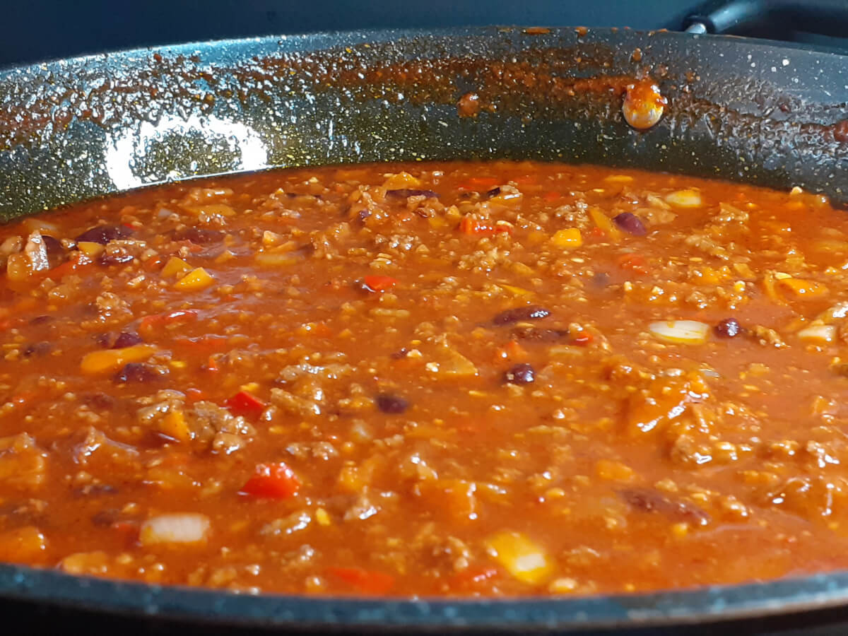 JAHZKITCHEN Pot of Chili