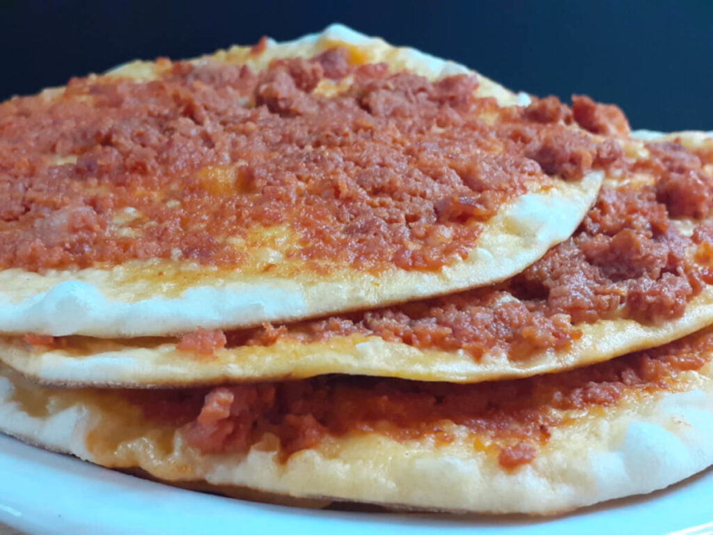 JAHZKITCHEN Portuguese Lahmacun