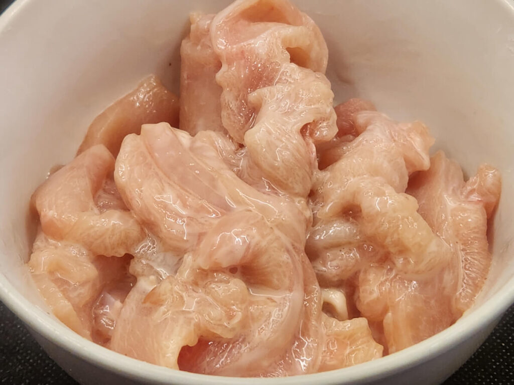 JAHZKITCHEN Thinly Sliced Velveted Chicken Breast