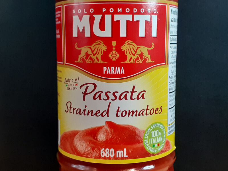 Mutti Passata Label