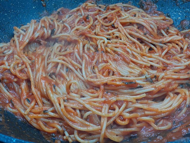 Spaghetti Finishing in the Sauce