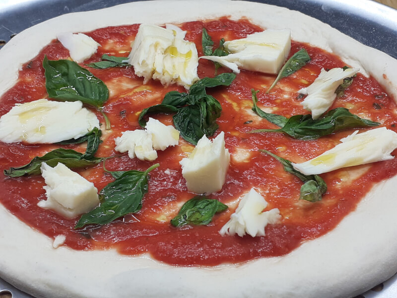 Neapolitan Margherita Pizza