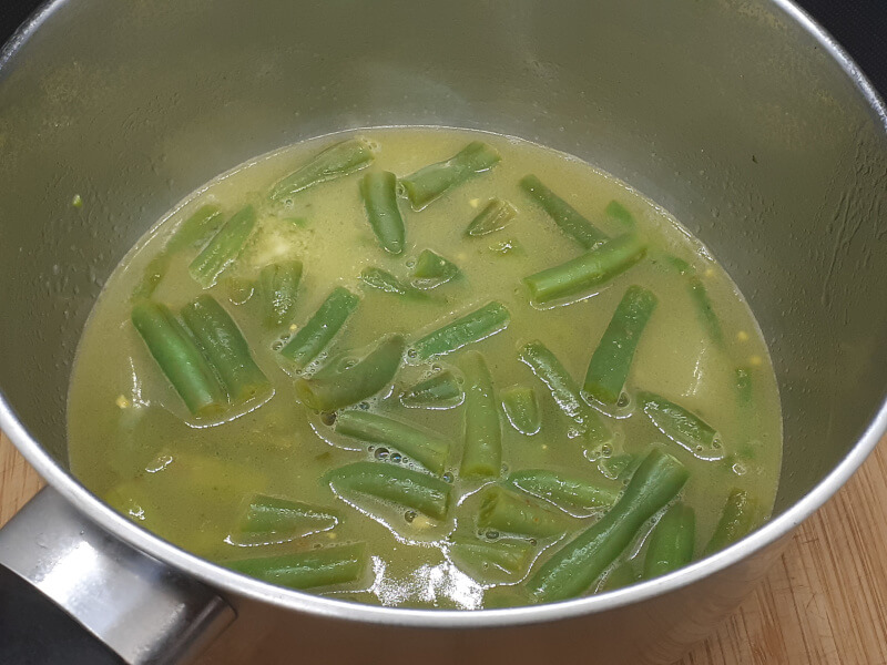 Cooked and Seasoned Green Beans