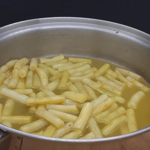 Cooked and Seasoned Yellow Beans