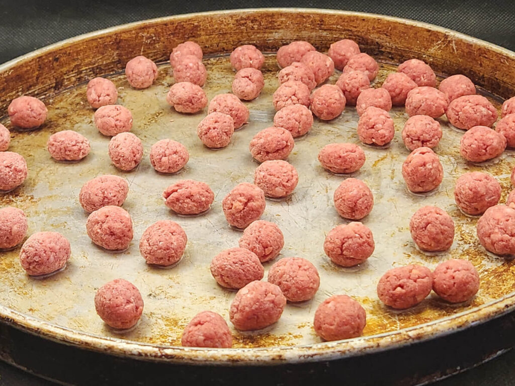 JAHZKITCHEN Frozen Pizzeria Style Ground Beef