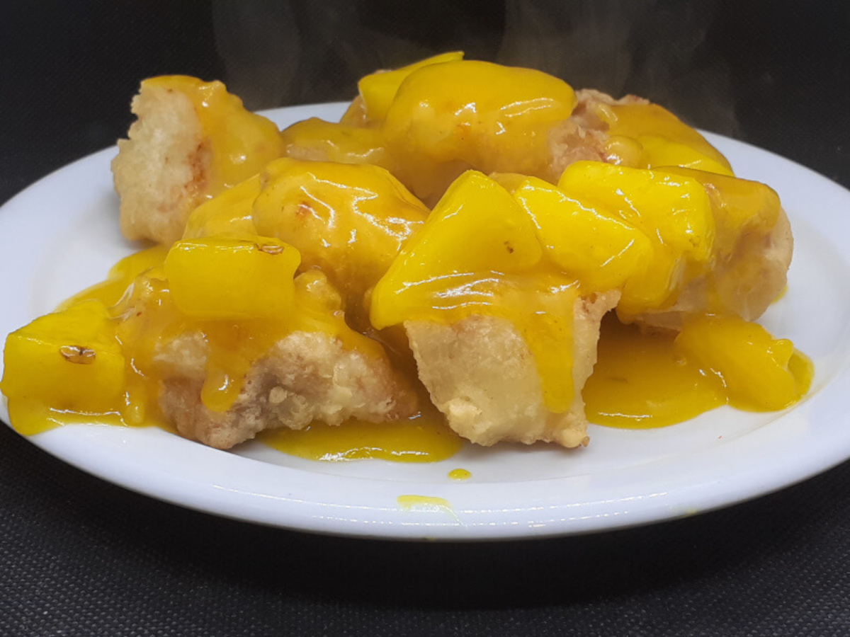 JAHZKITCHEN Pineapple Chicken side view