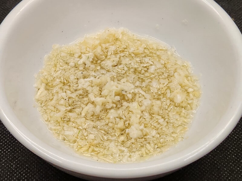 Rehydrated Onions with Onion Seeds