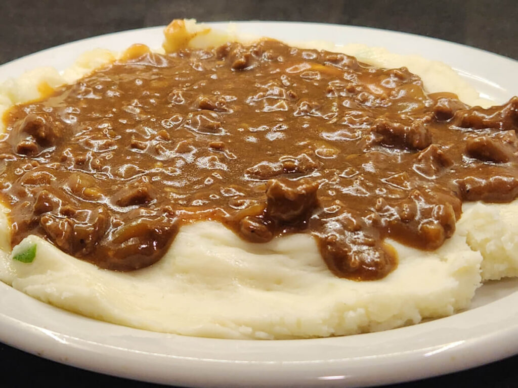 JAHZKITCHEN Plate of Beef Gravy Mash