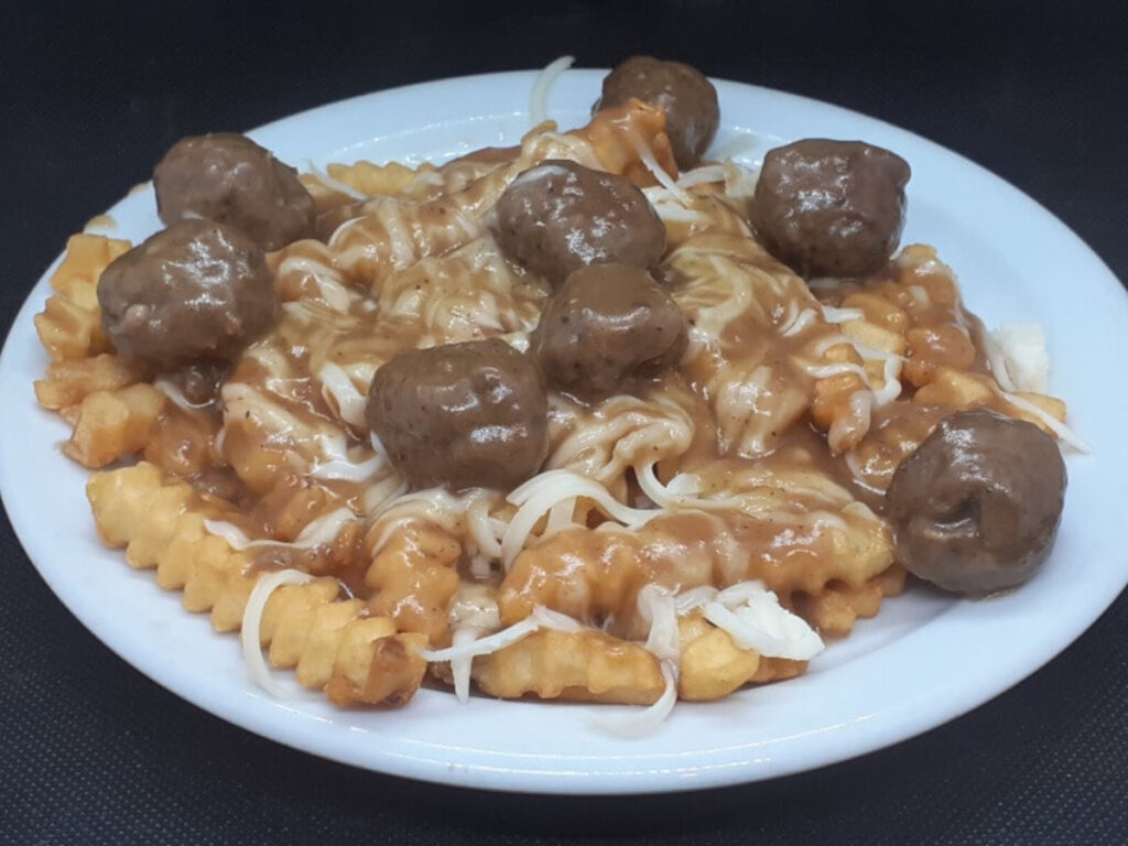 JAHZKITCHEN Meatball Poutine