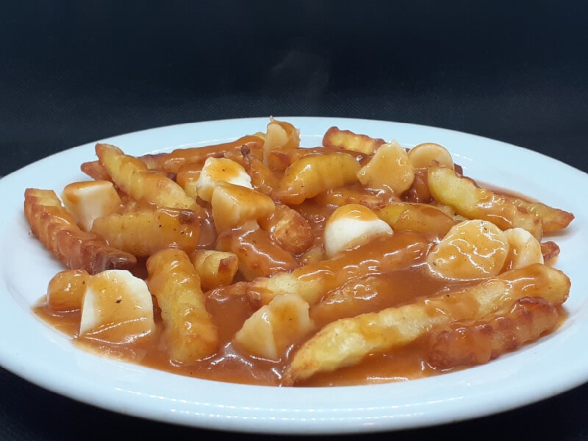JAHZKITCHEN Babybel Poutine