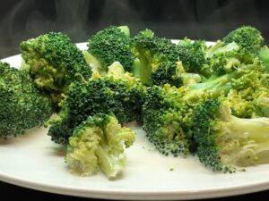 Steamed Broccoli with Puck sauce