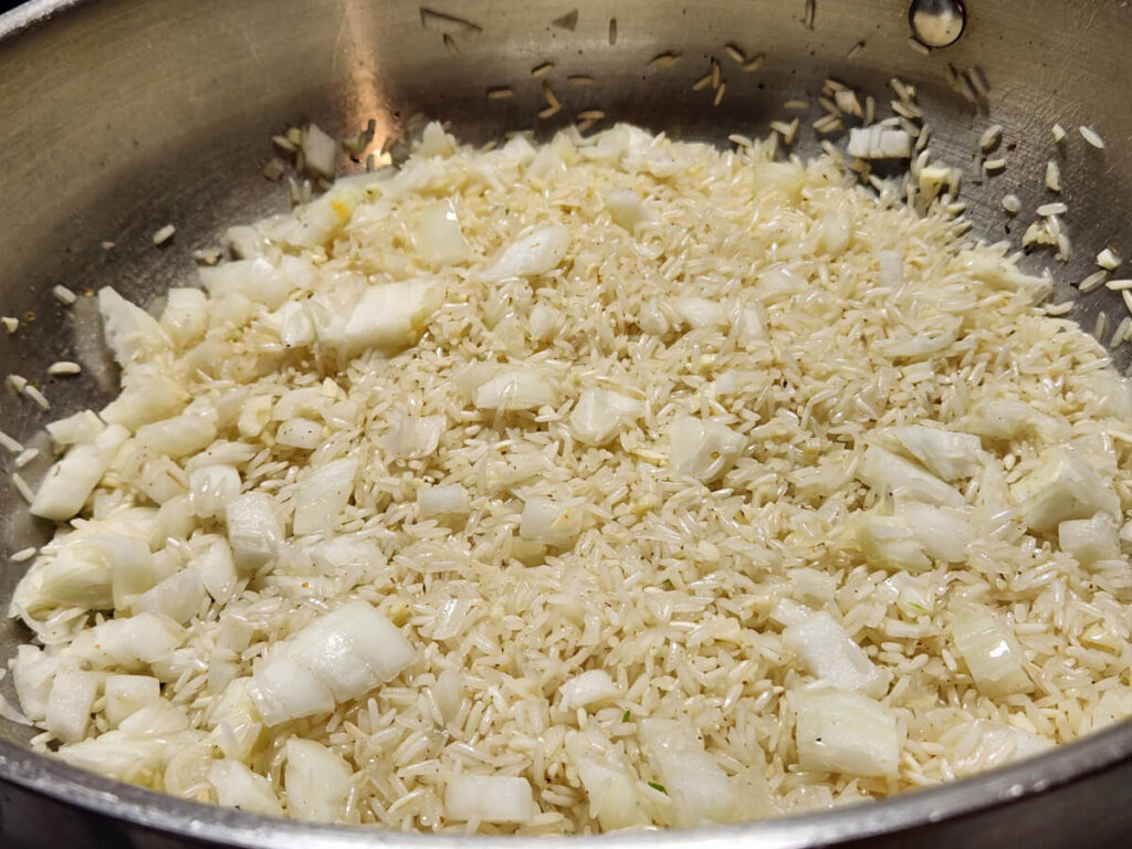JAHZKITCHEN Toasted Rice with Onion & Garlic