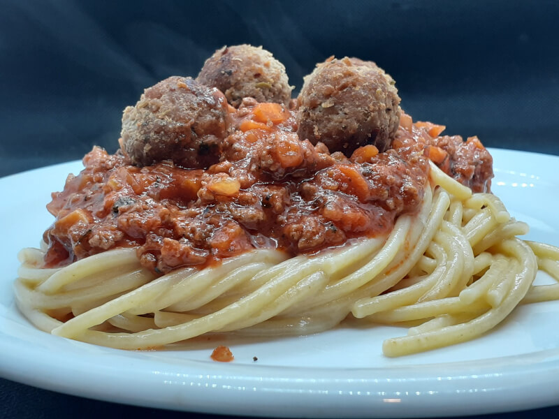 Butter Parmesan Spaghetti & Meatballs, sauce on top