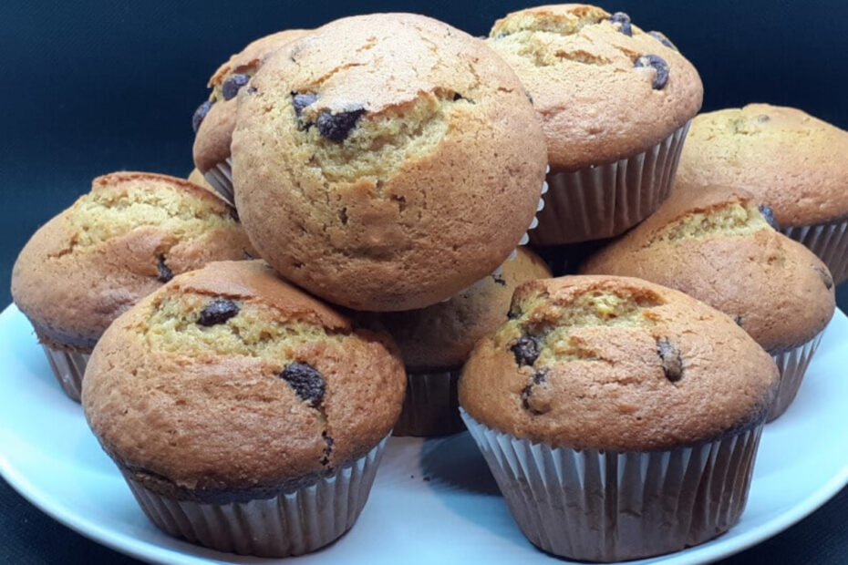 JAHZKITCHEN Chocolate Chip Muffins