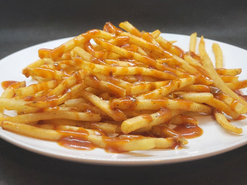 Fries with Jerk Sauce