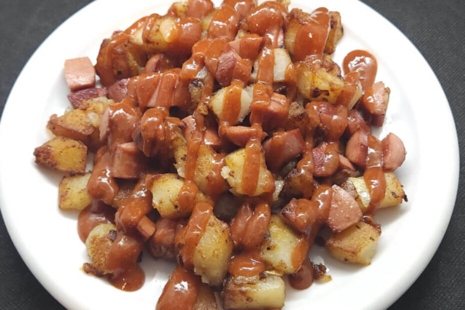 JAHZKITCHEN Hash Browns and Hot Dogs with Hash Brown Sauce
