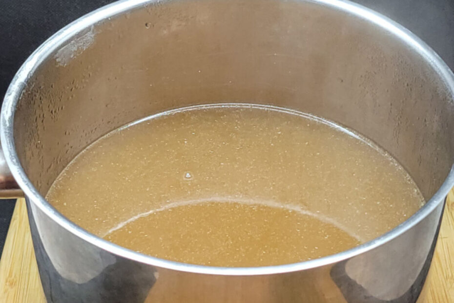JAHZKITCHEN Strained Ham Bone Broth ready to use