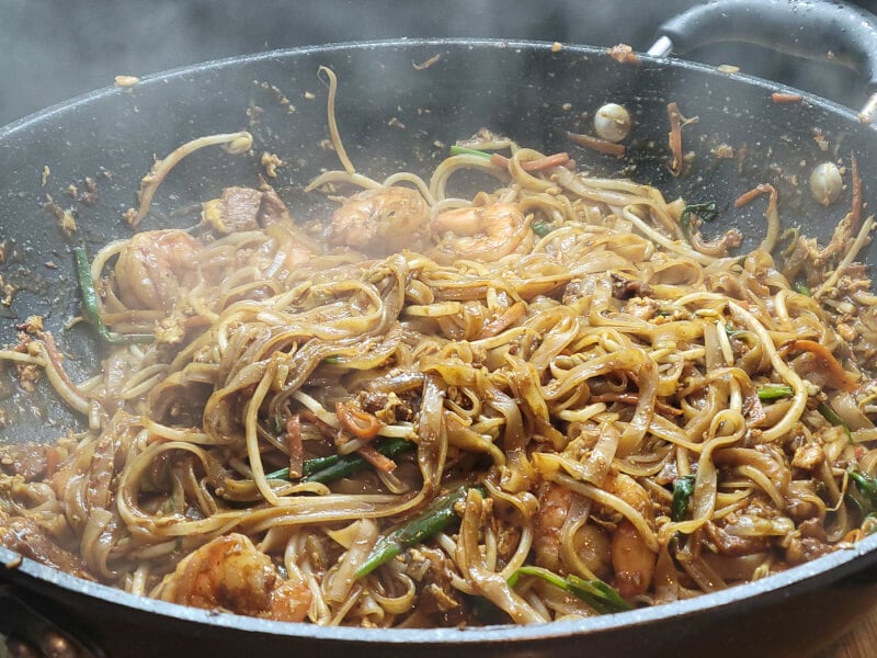 Peanut Pad Thai in a Wok