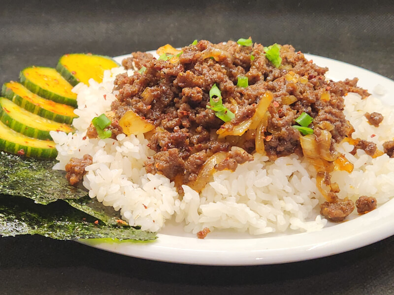 Bulgogi showing the Nori Sheets & Korean Cucumbers sides