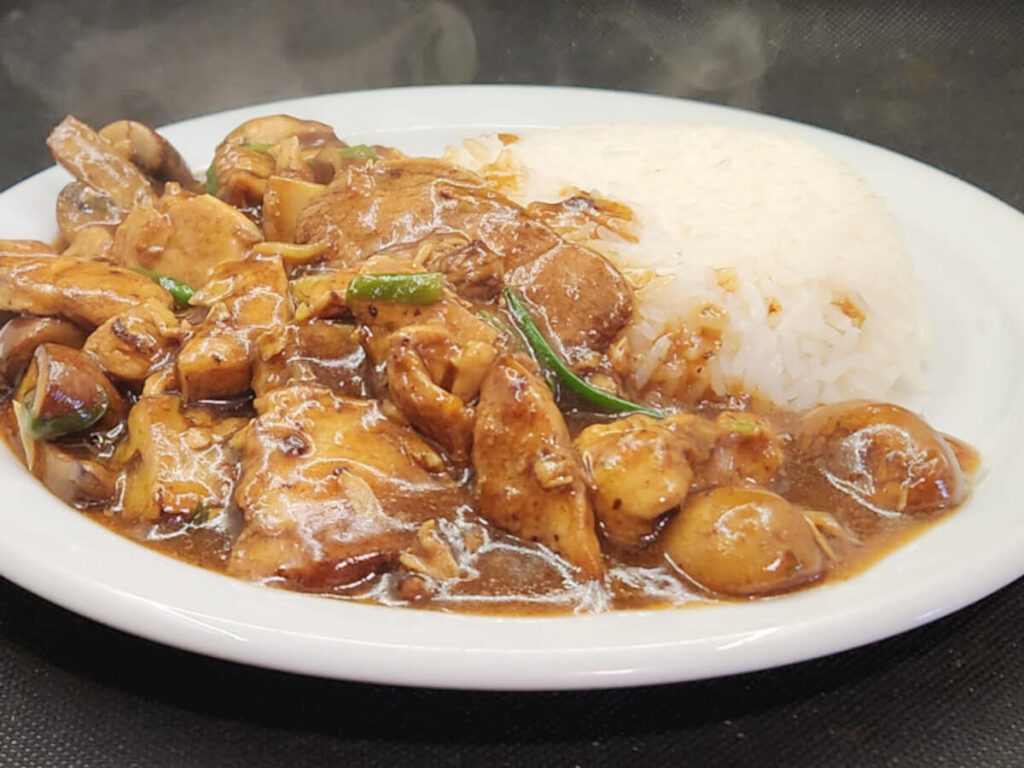 JAHZKITCHEN Moo Goo Gai Pan and Steamed Rice