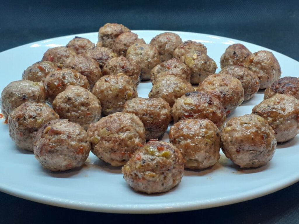 JAHZKITCHEN Oliveit Meatballs