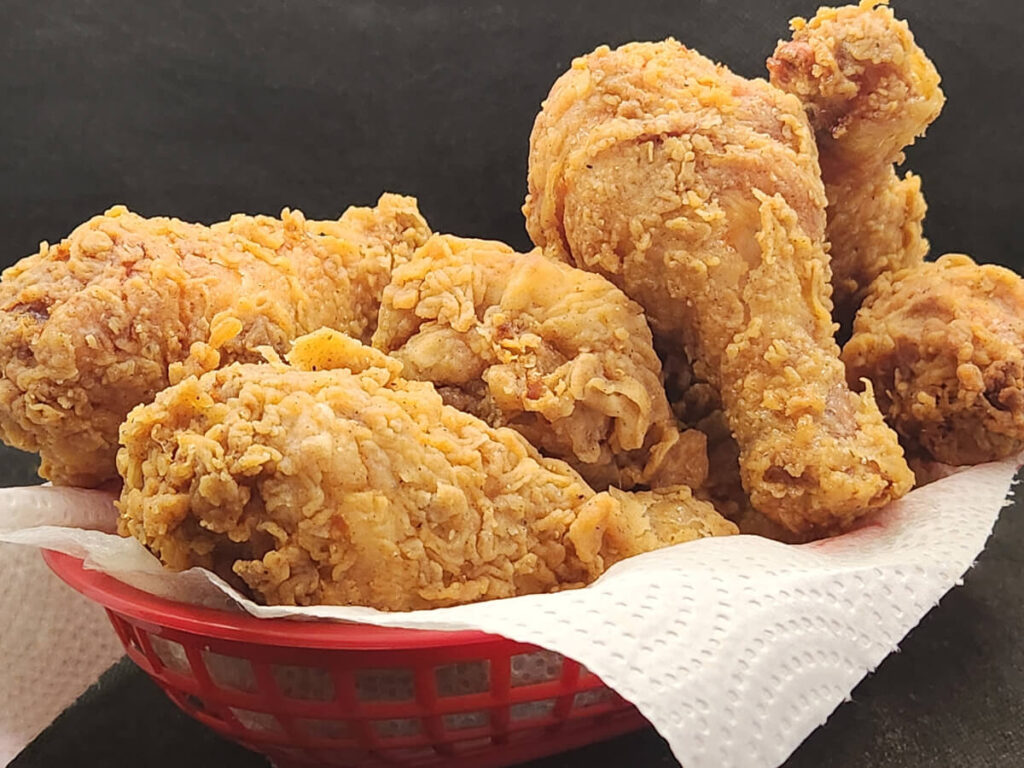 JAHZKITCHEN Basket of Popeyes Style Fried Chicken