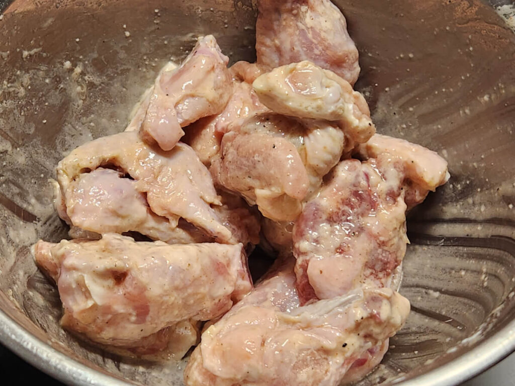 JAHZKITCHEN Dusted Garlic Parm Wings