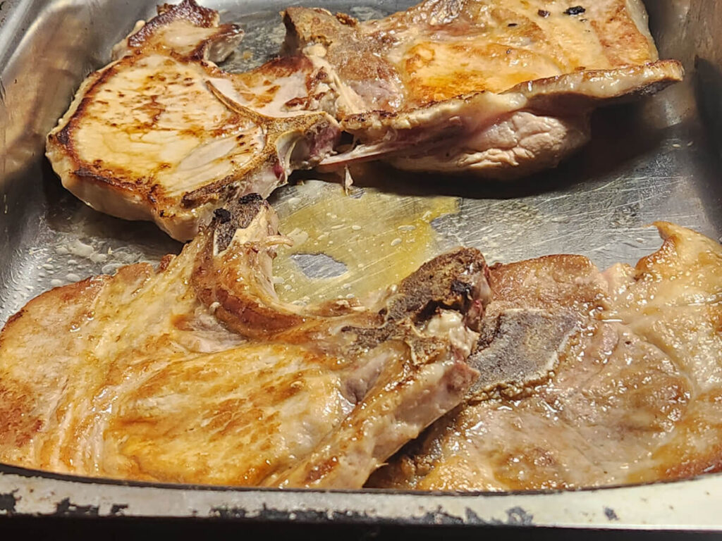 JAHZKITCHEN All Seared Pork Chops placed into a Pan