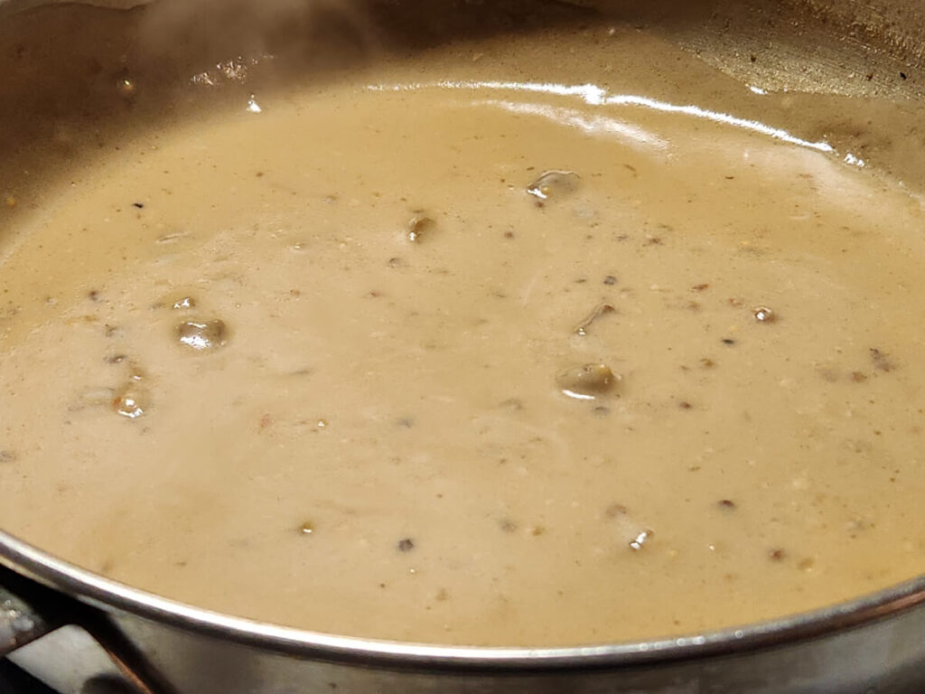 JAHZKITCHEN Reducing Mushroom Pork Sake Sauce