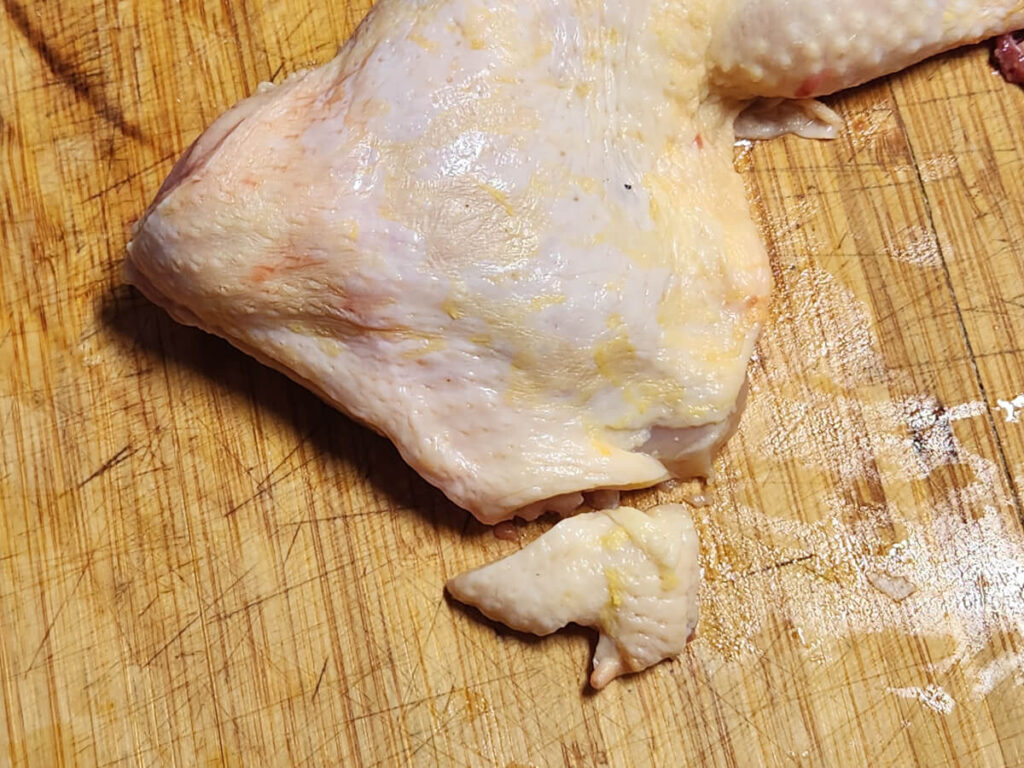 JAHZKITCHEN Slicing awaythe nub