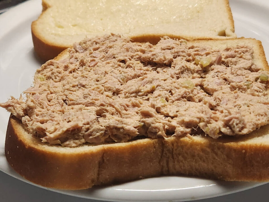 JAHZKITCHEN Spreading Tuna Salad on Buttered Bread