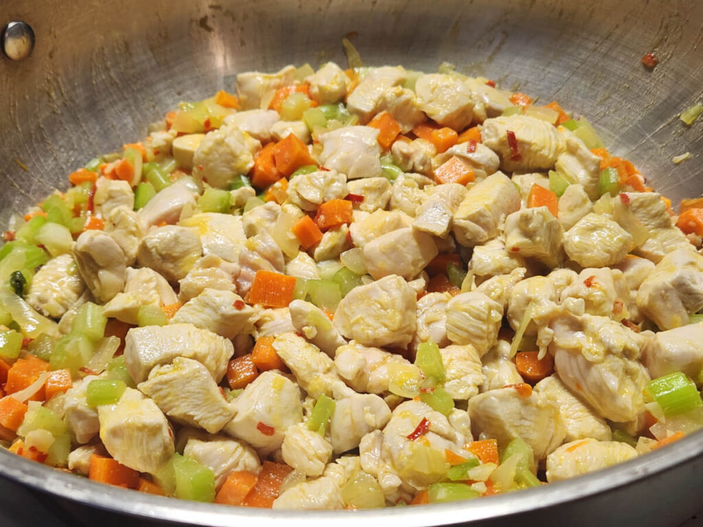 JAHZKITCHEN Diced Chicken no longer pink