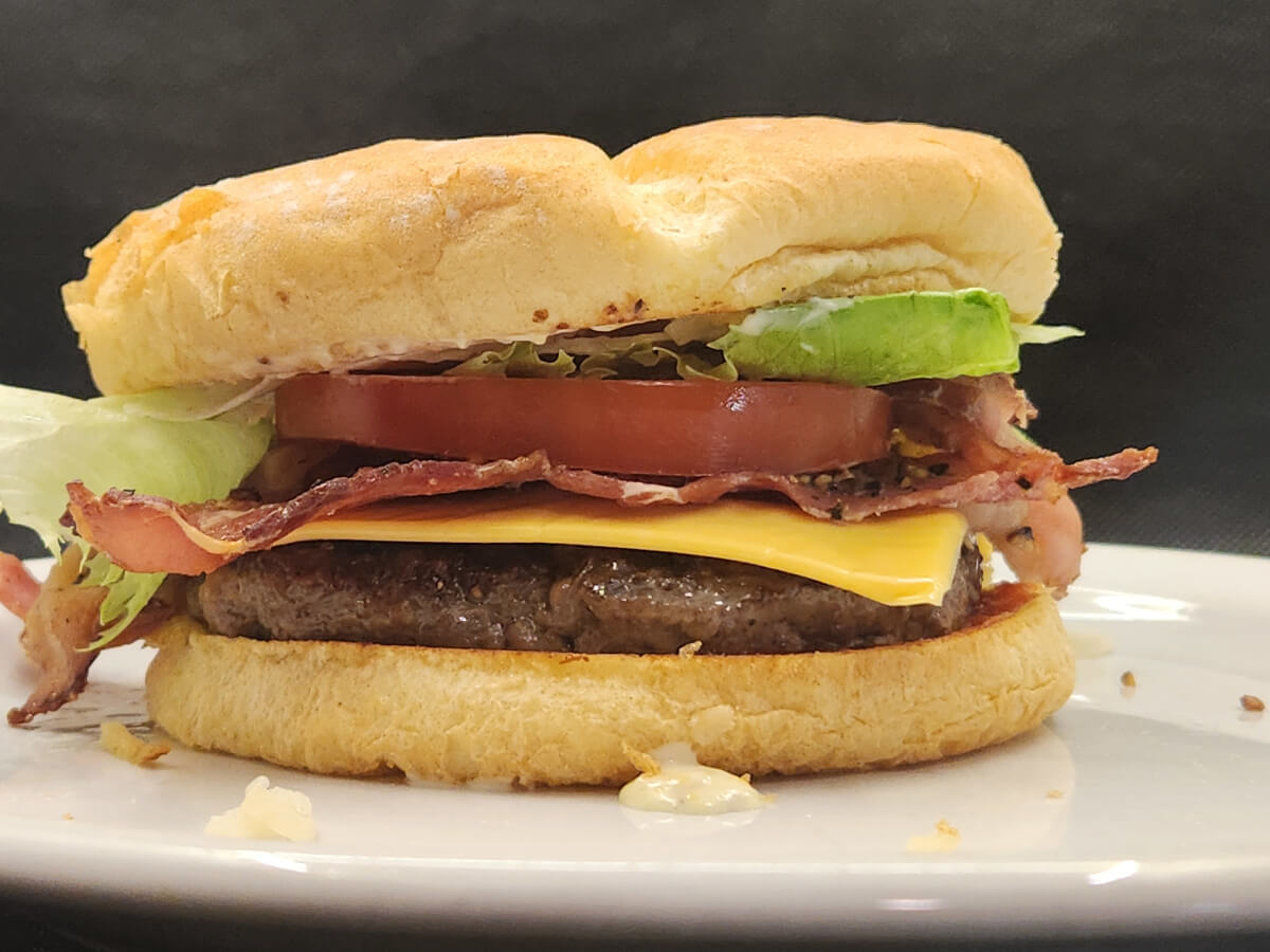 JAHZKITCHEN McDonalds Arch Deluxe Burger