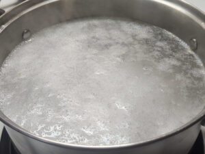 JAHZKITCHEN Scum while simmering chicken quarters