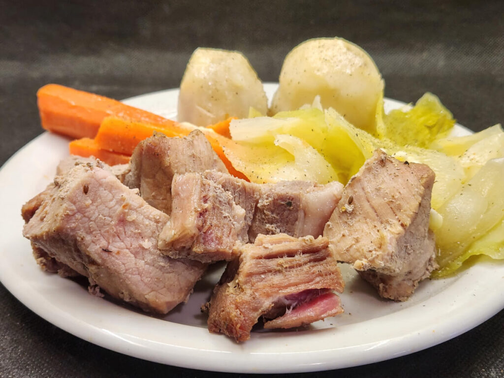 JAHZKITCHEN Boiled Dinner Plate
